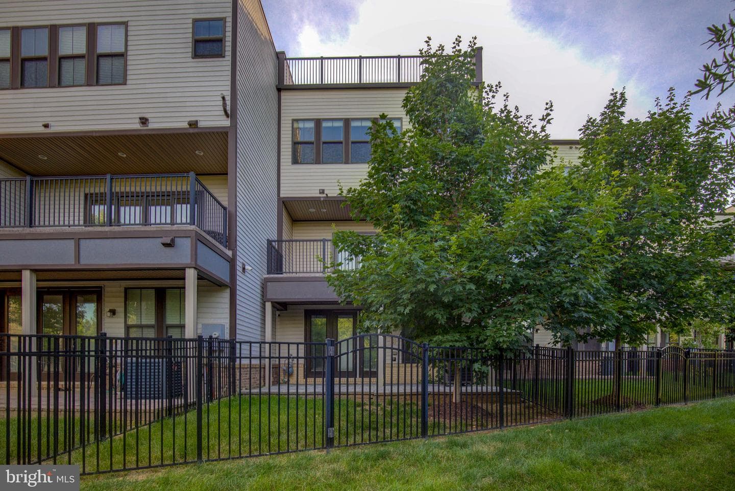 23098 Sullivans Cove Square photo 3