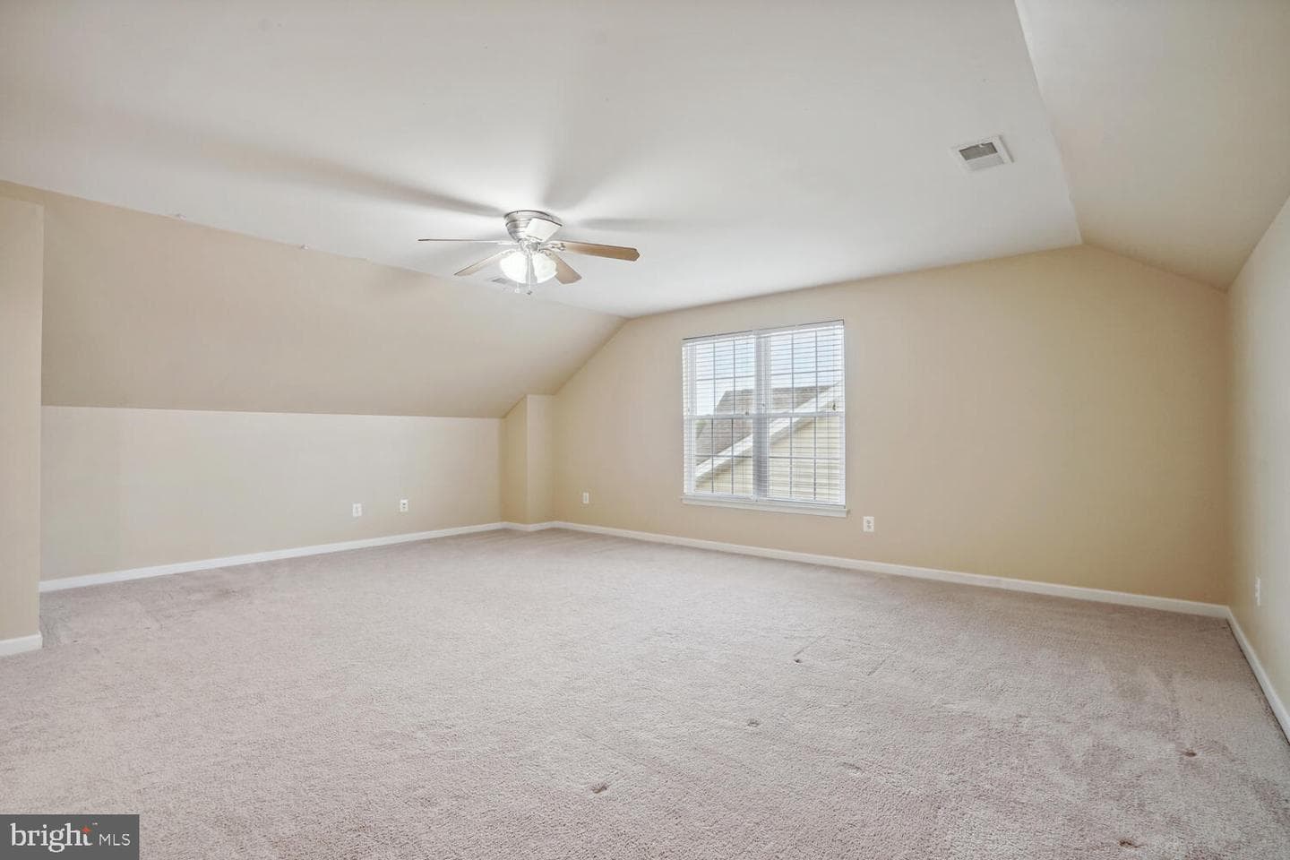 42538 Neighborly Lane photo 37