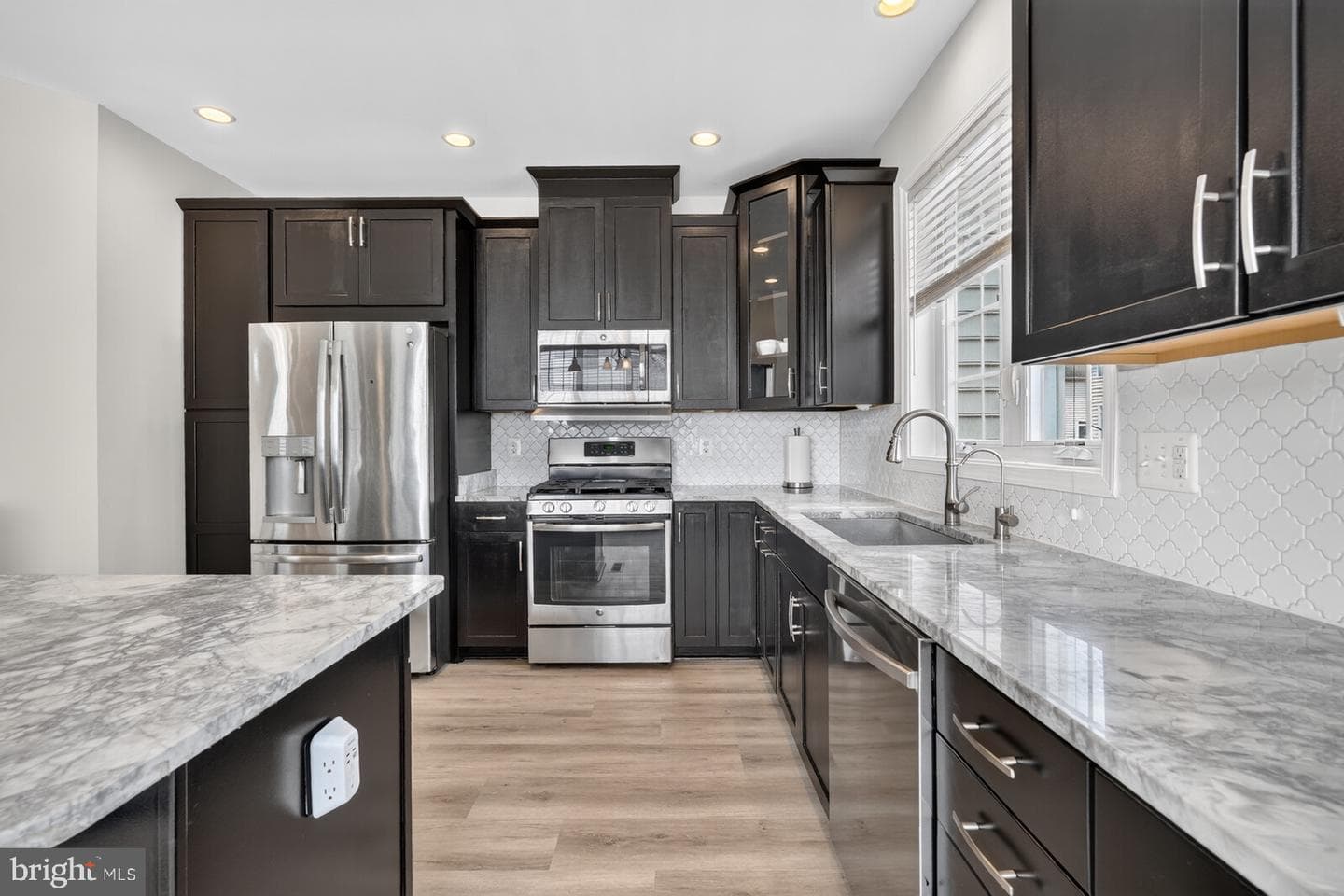 43002 Rosemount Woods Terrace photo 14