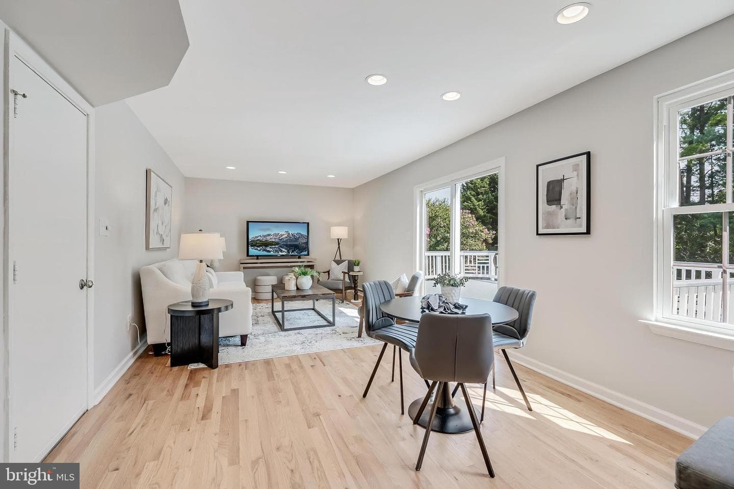104 Magnolia Road photo 13