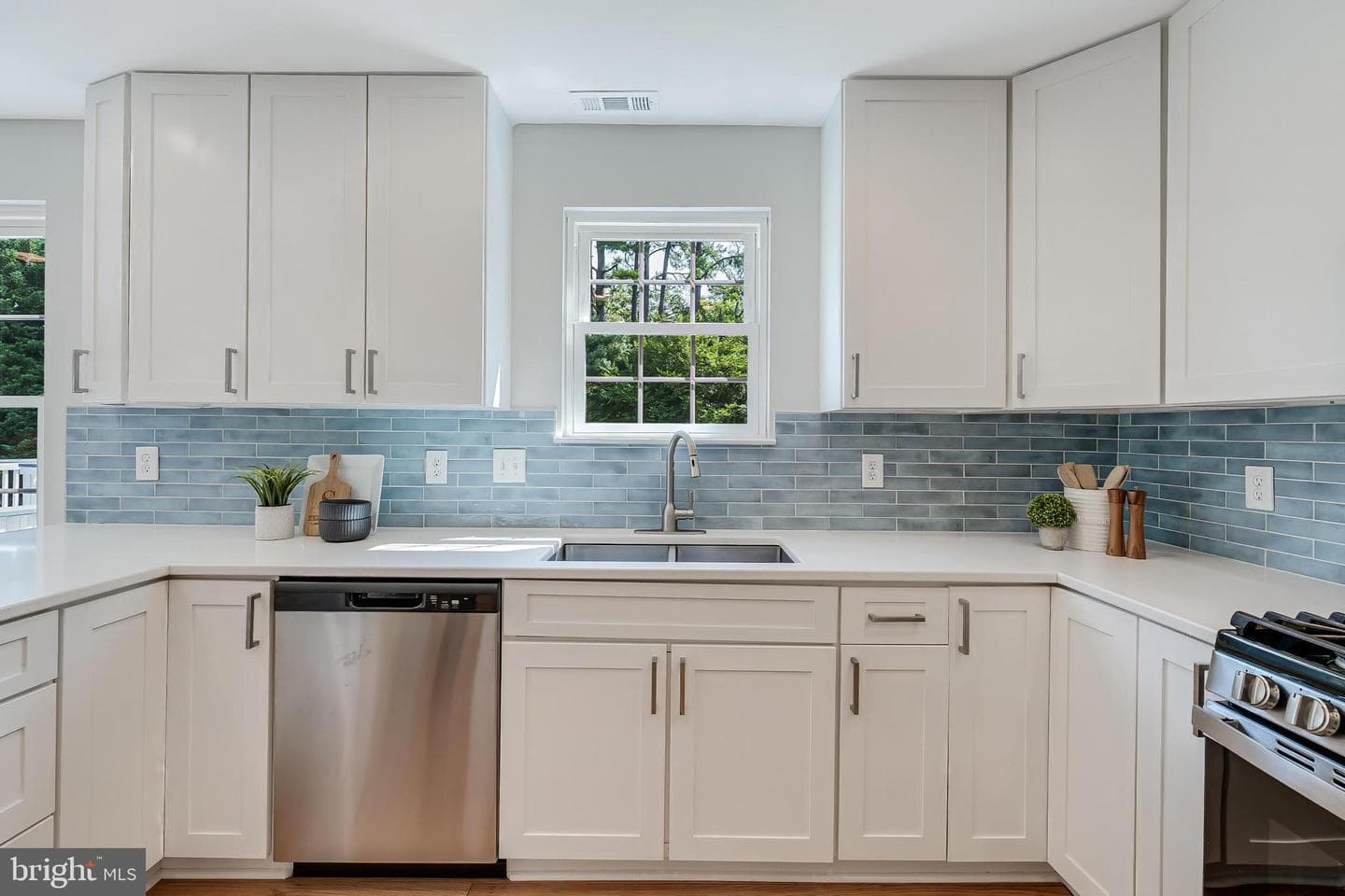 104 Magnolia Road photo 19