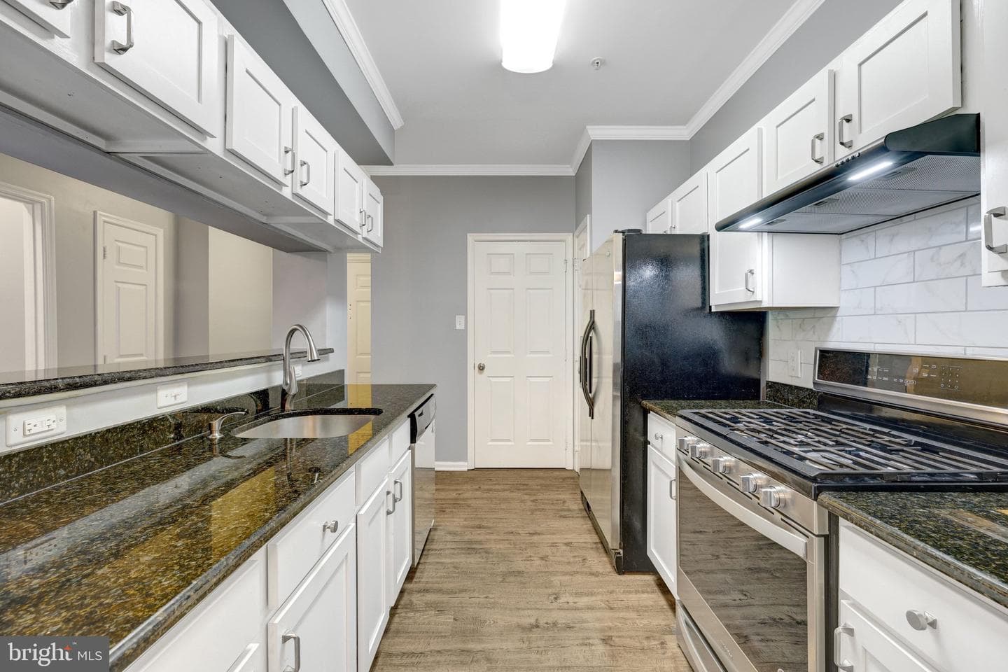 20417 Riverbend Square #201 photo 14