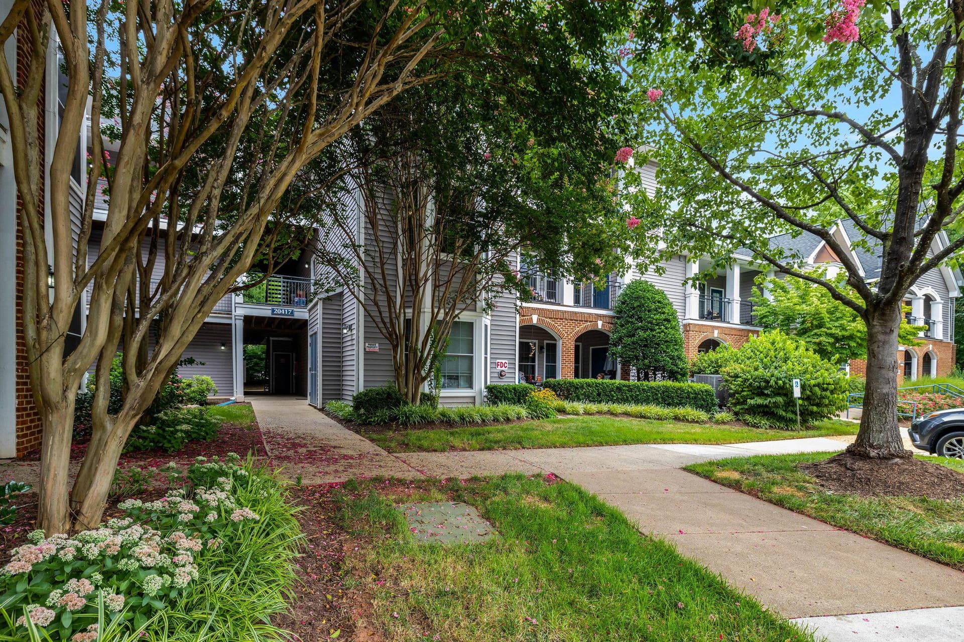 20417 Riverbend Square #201 photo 2