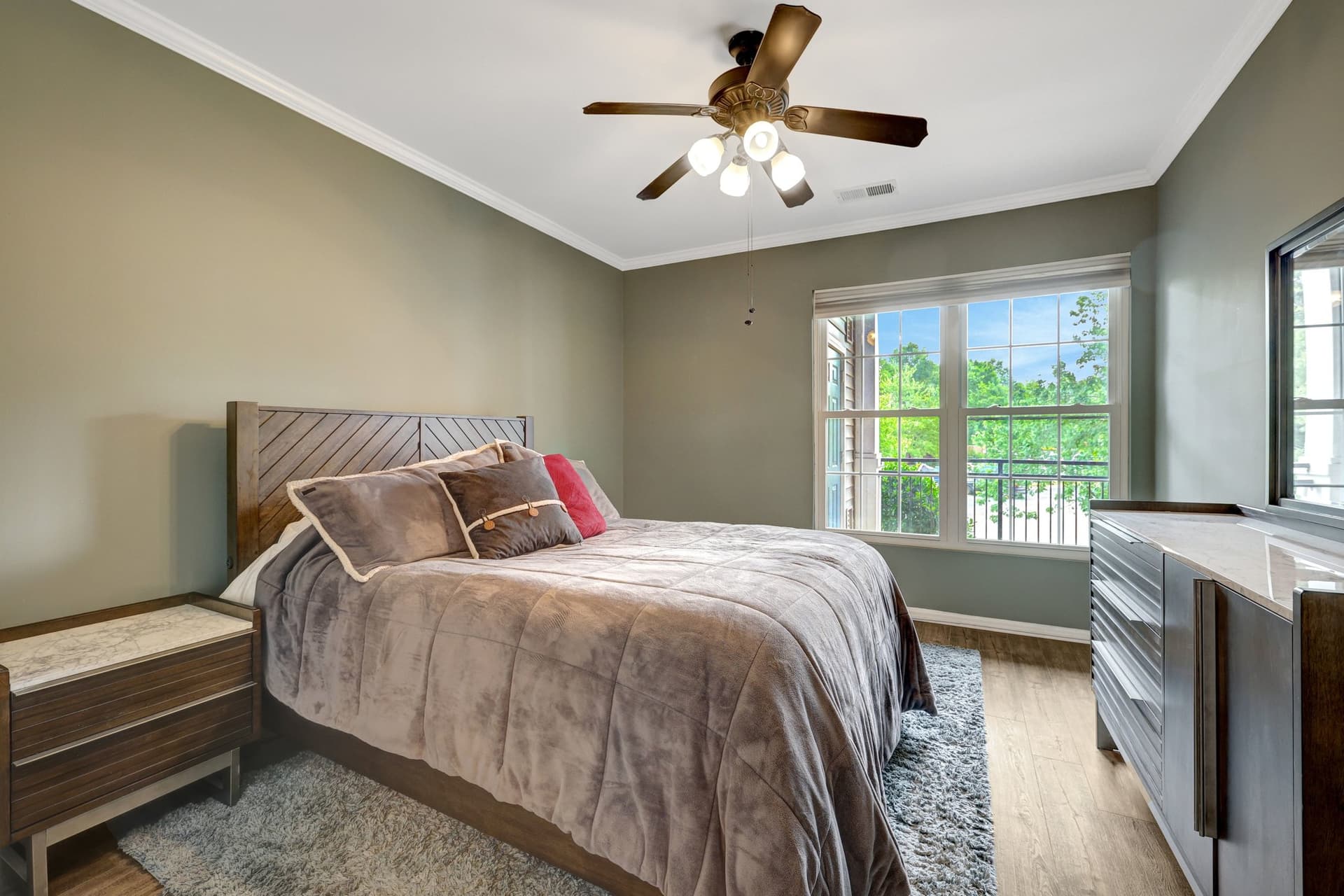 20417 Riverbend Square #201 photo 24