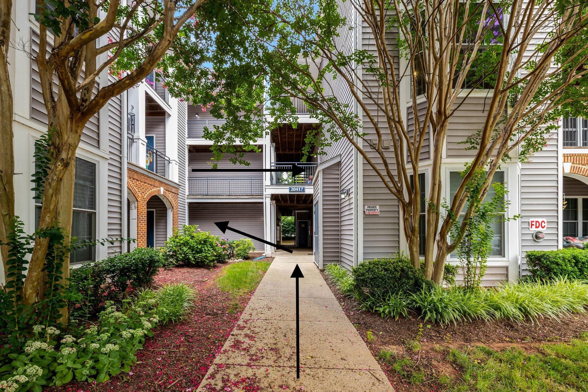 20417 Riverbend Square #201 photo 4