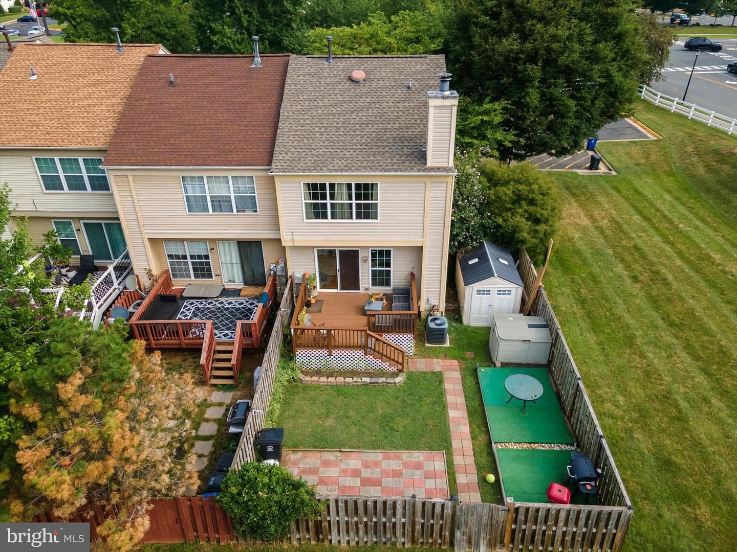 528 Jared Square NE photo 19