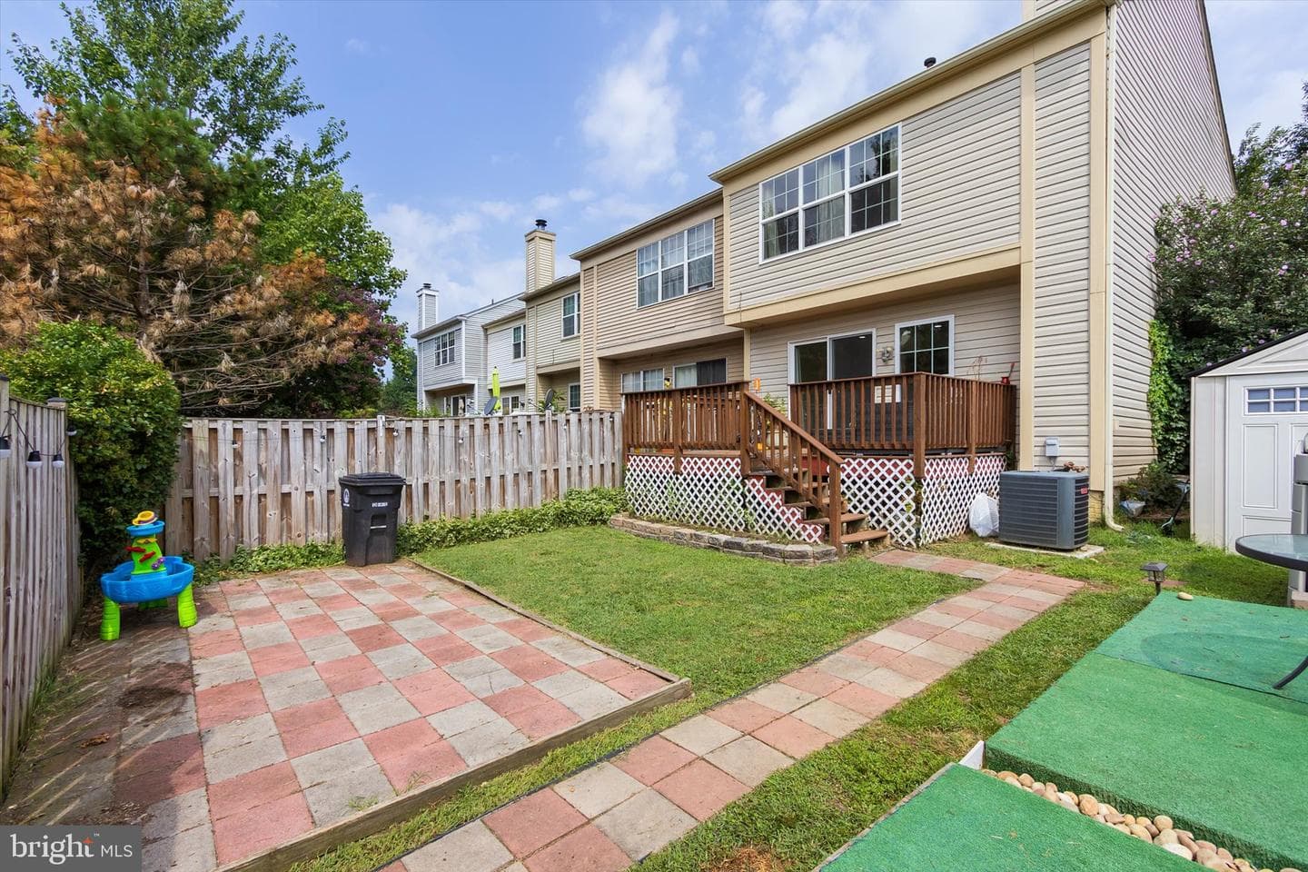 528 Jared Square NE photo 20