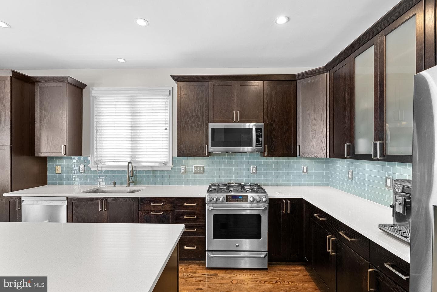 21553 Center Point Circle photo 17