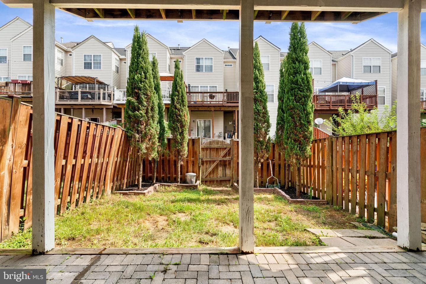 508 Legrace Terrace NE photo 34