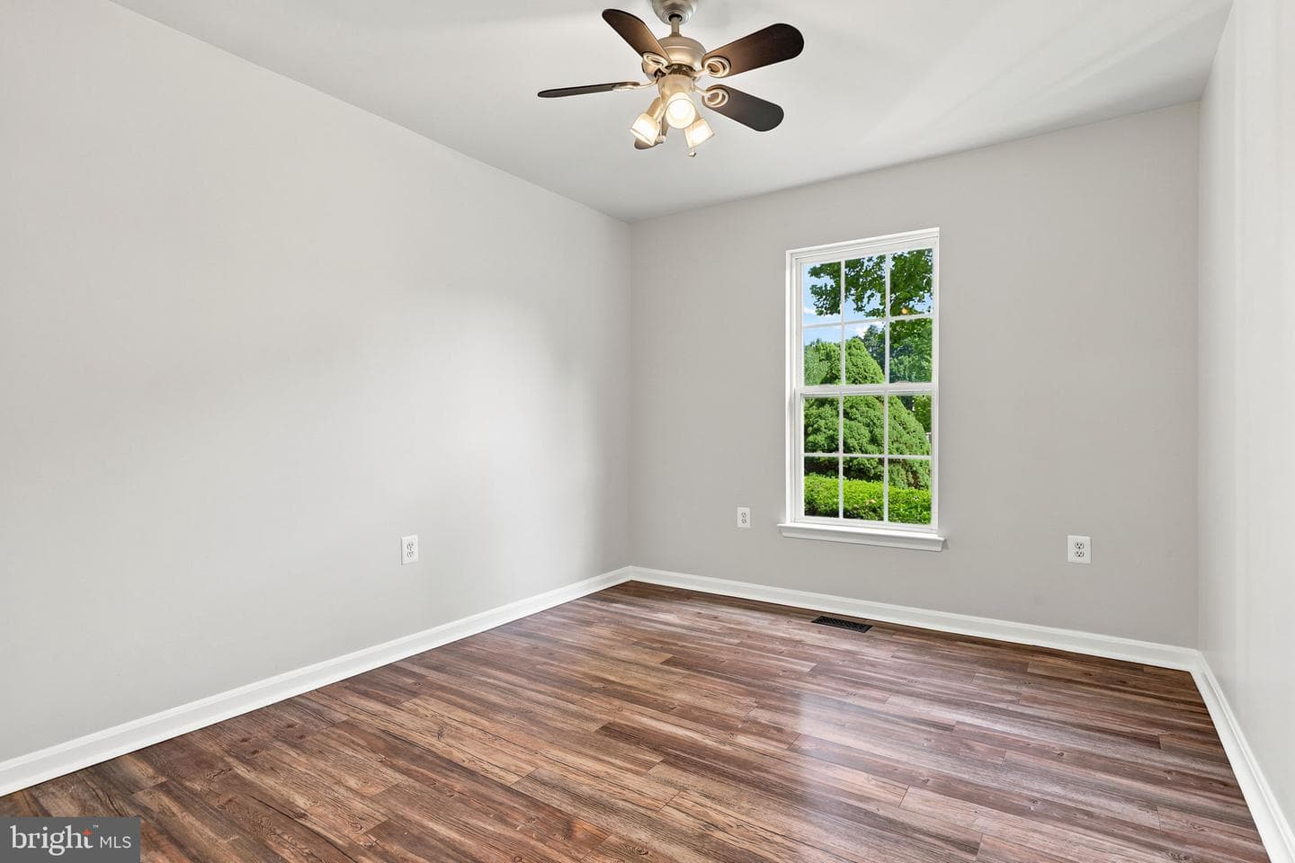 17224 Rosecliff Court photo 27