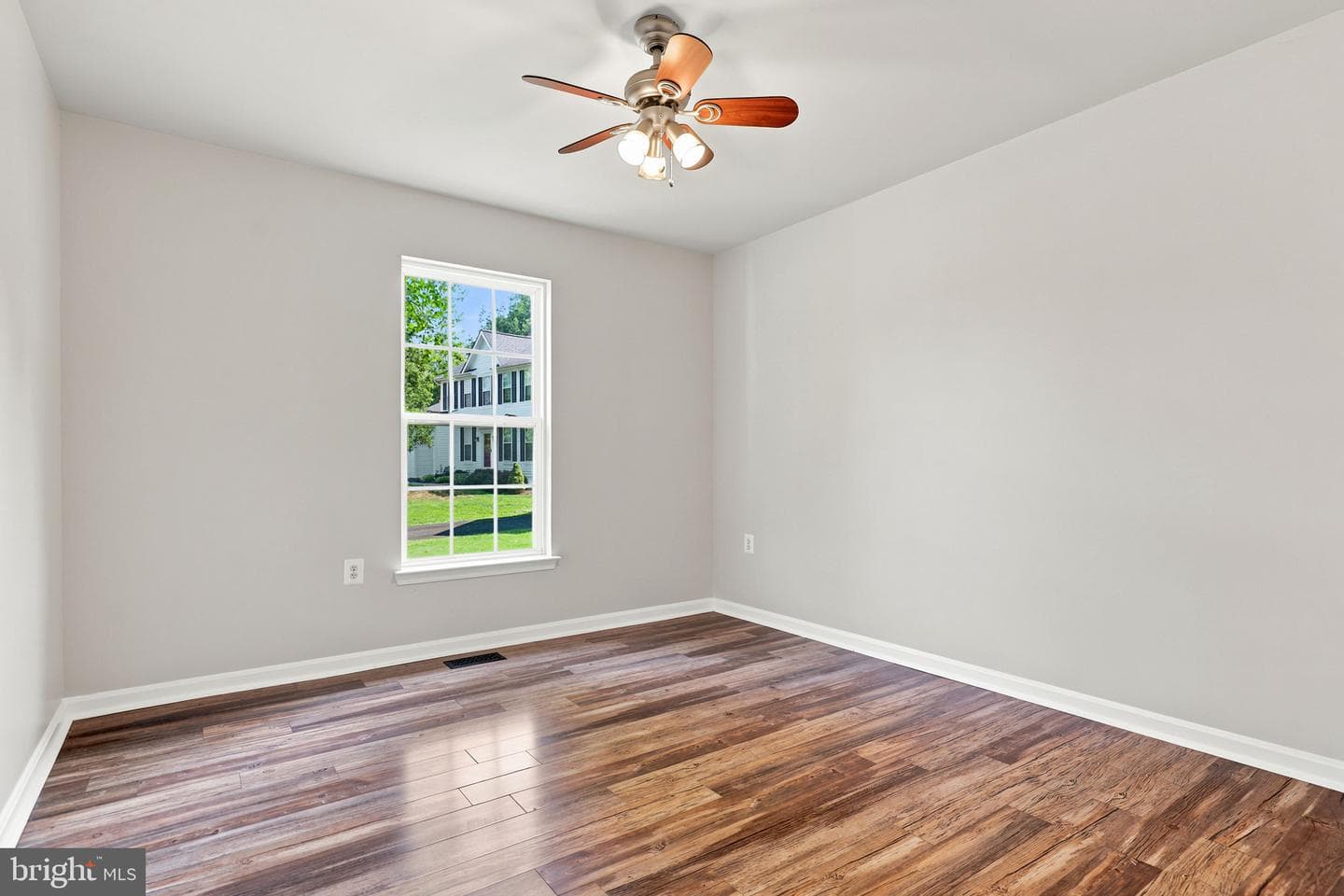 17224 Rosecliff Court photo 31