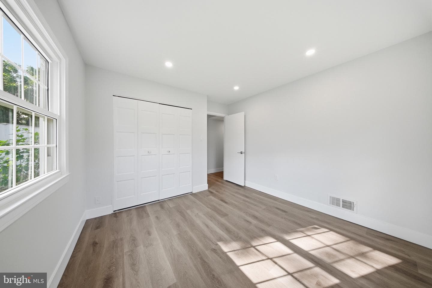 413 Harding Court photo 20