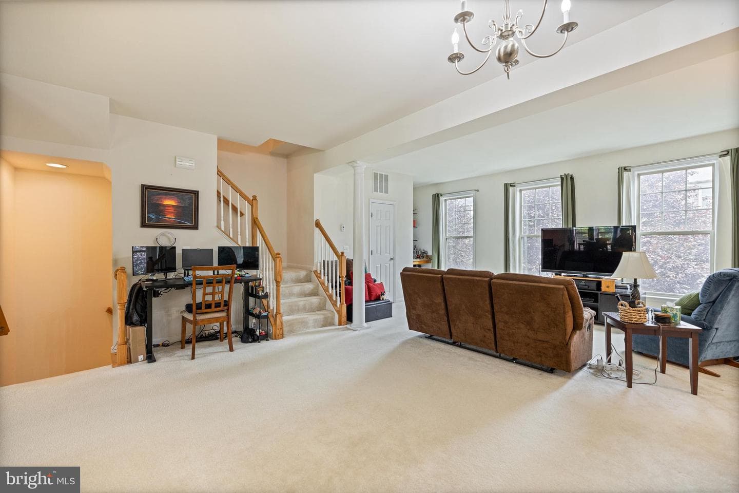 42597 Chisholm Drive photo 10