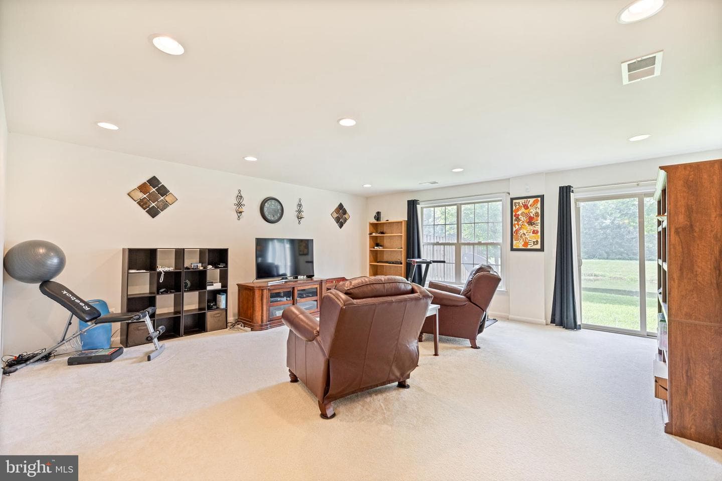 42597 Chisholm Drive photo 4