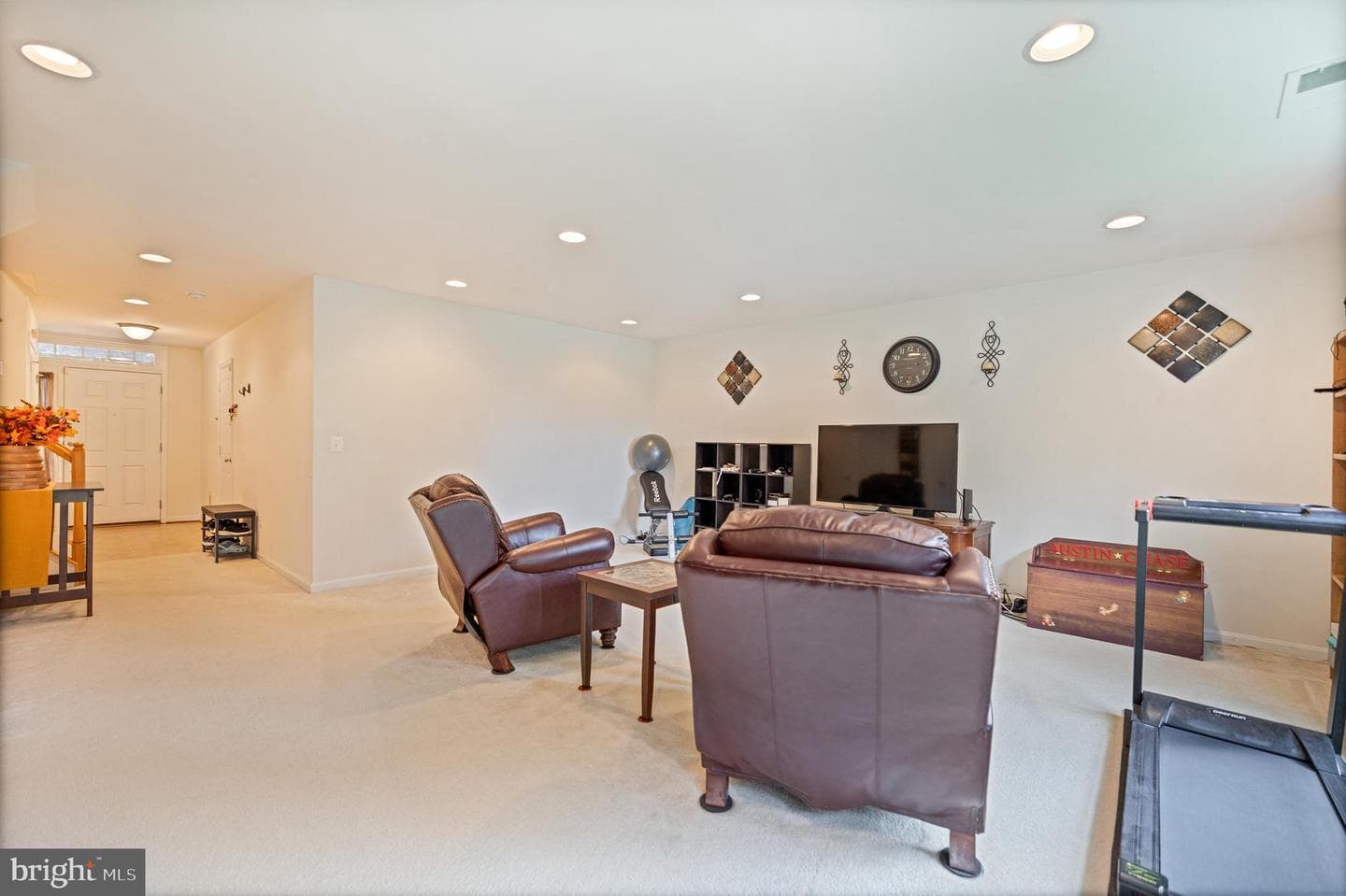 42597 Chisholm Drive photo 7