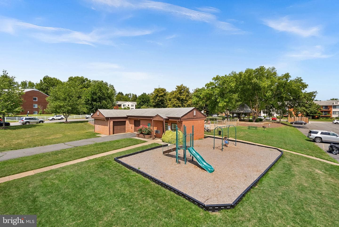 125 Clubhouse Drive SW #7 photo 41