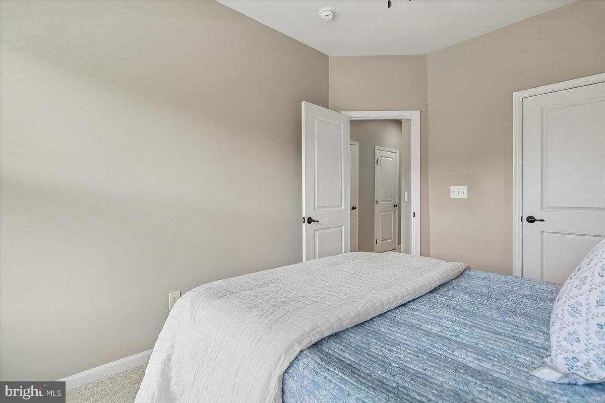 43498 Apple Orchard Square photo 22