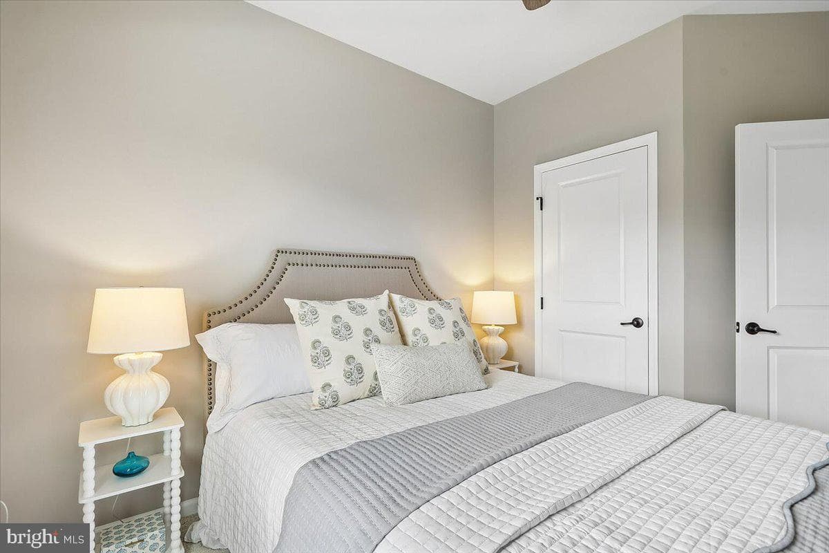 43498 Apple Orchard Square photo 24