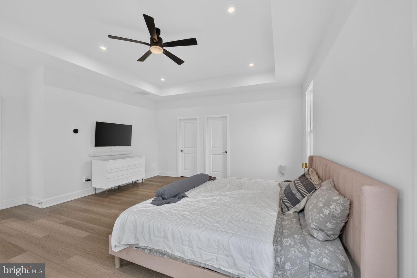 25508 Grassy Meadow Drive photo 15