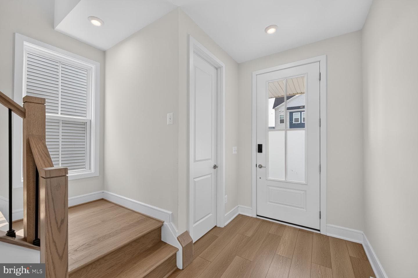 25508 Grassy Meadow Drive photo 2