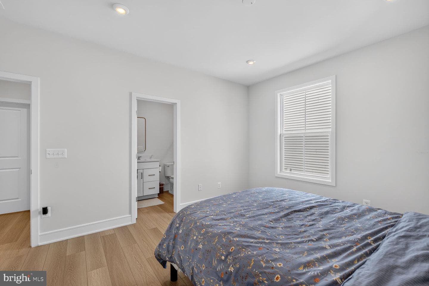 25508 Grassy Meadow Drive photo 20