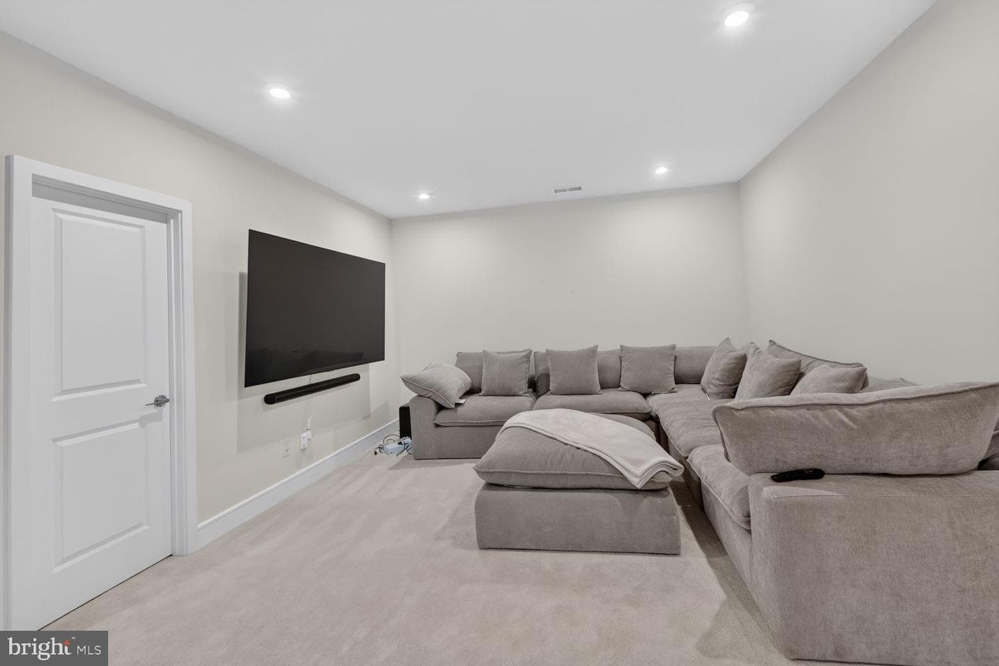 25508 Grassy Meadow Drive photo 27