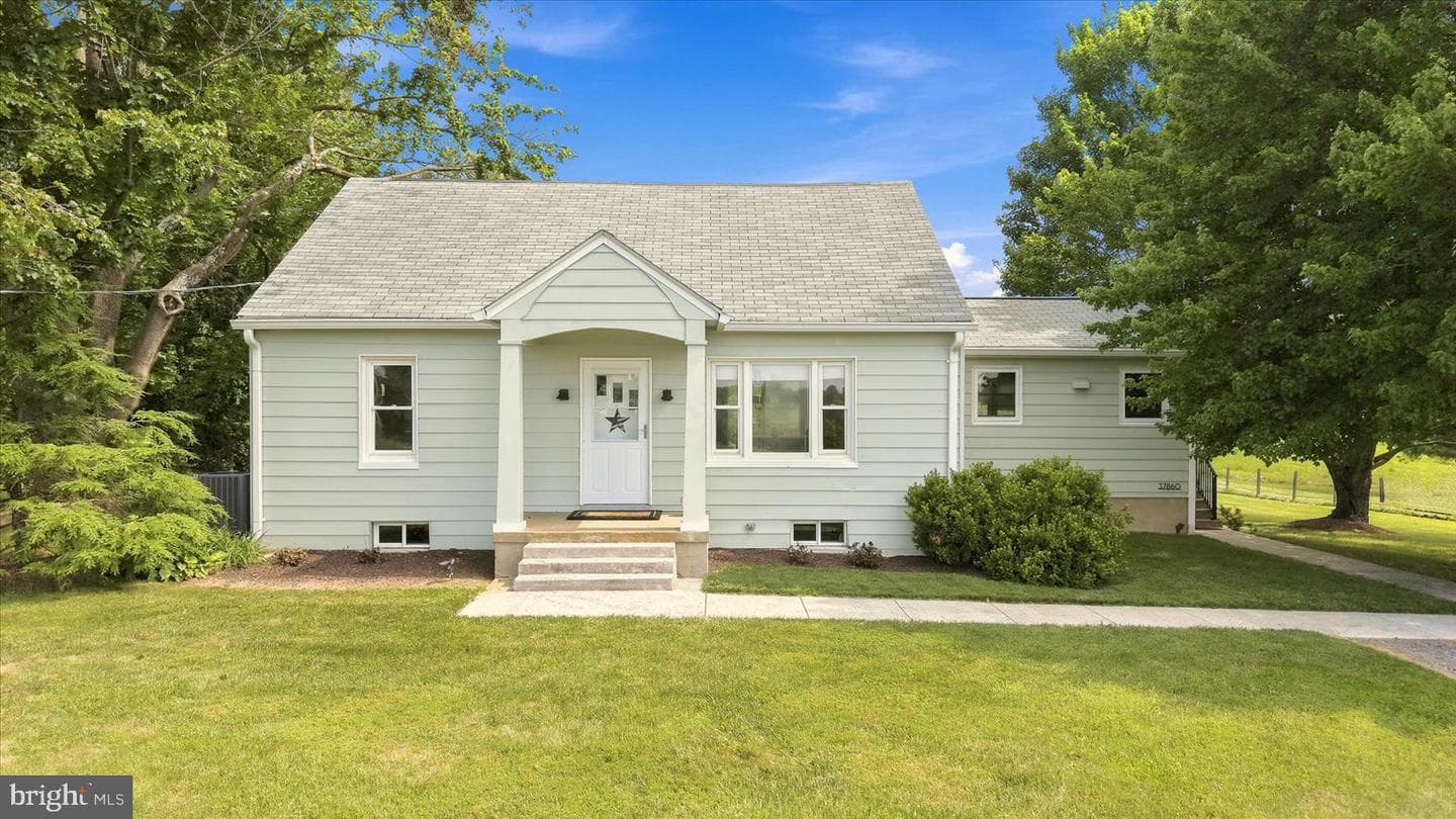 37860 Charles Town Pike, Purcellville