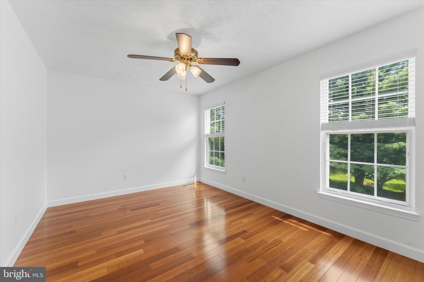 43868 Stronghold Court photo 39