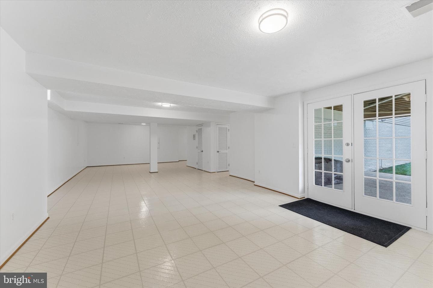 43868 Stronghold Court photo 47