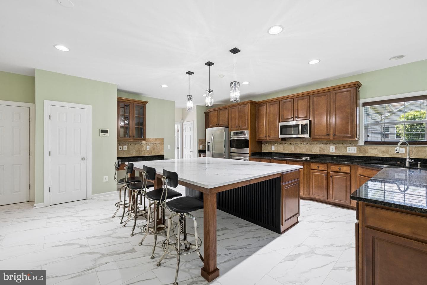 22411 Conservancy Drive photo 37