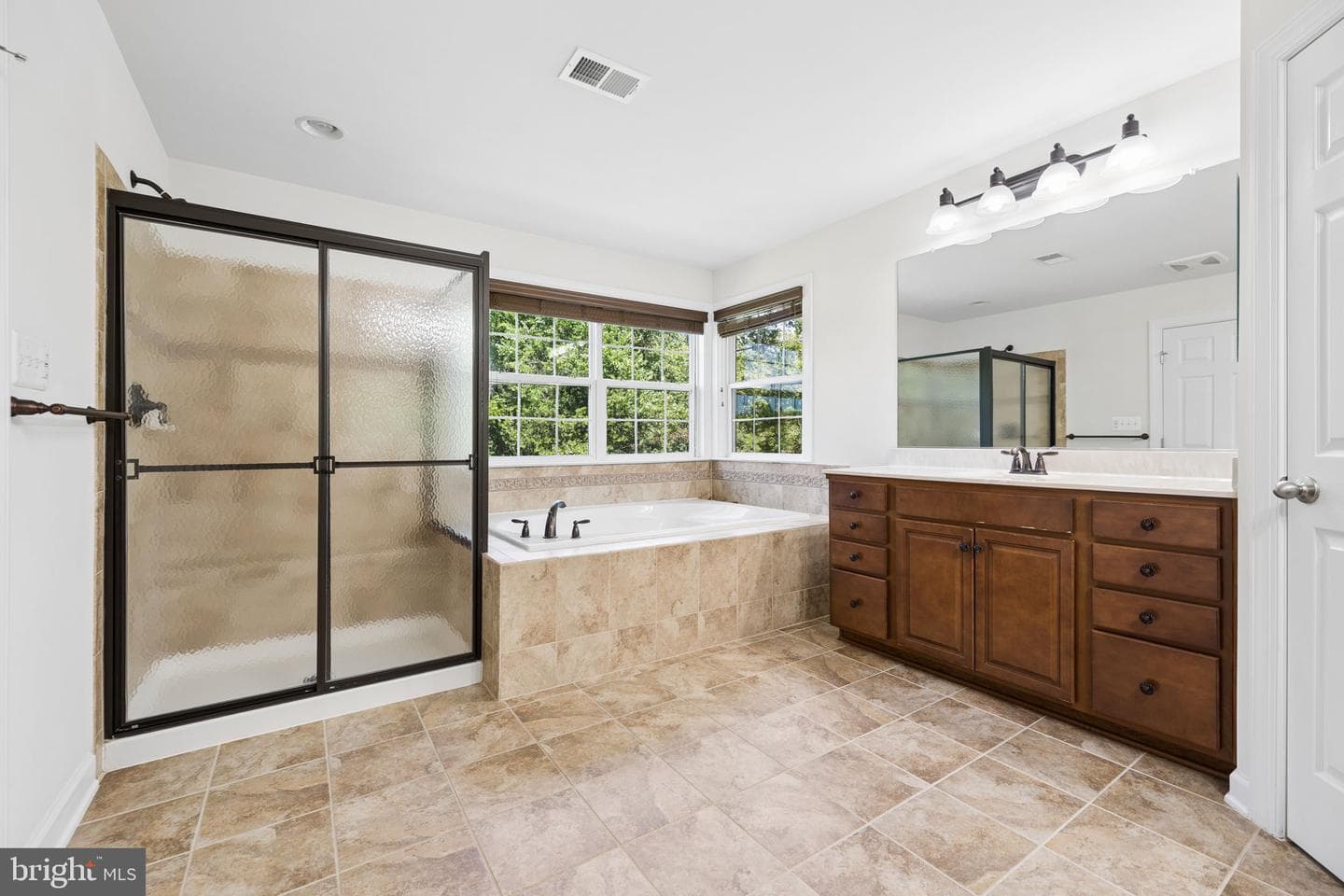 22411 Conservancy Drive photo 51