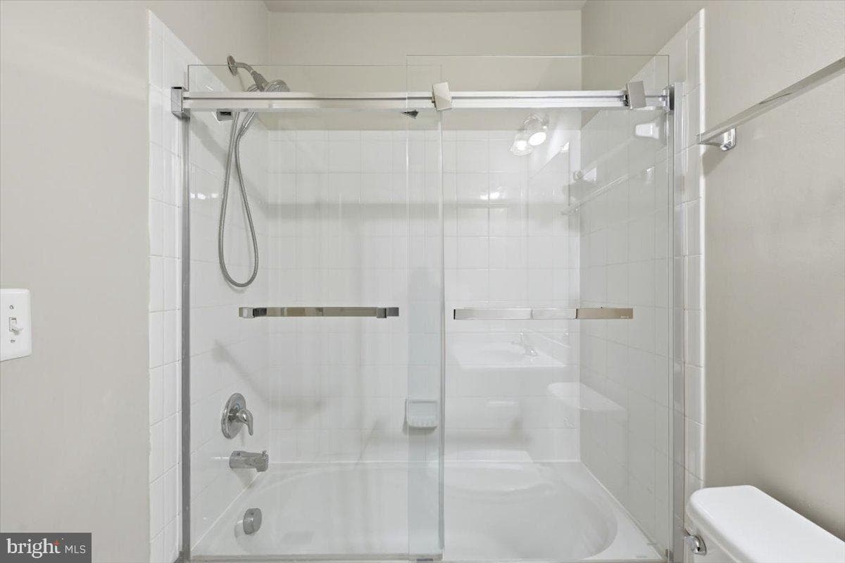 43350 Wayfarer Square photo 20