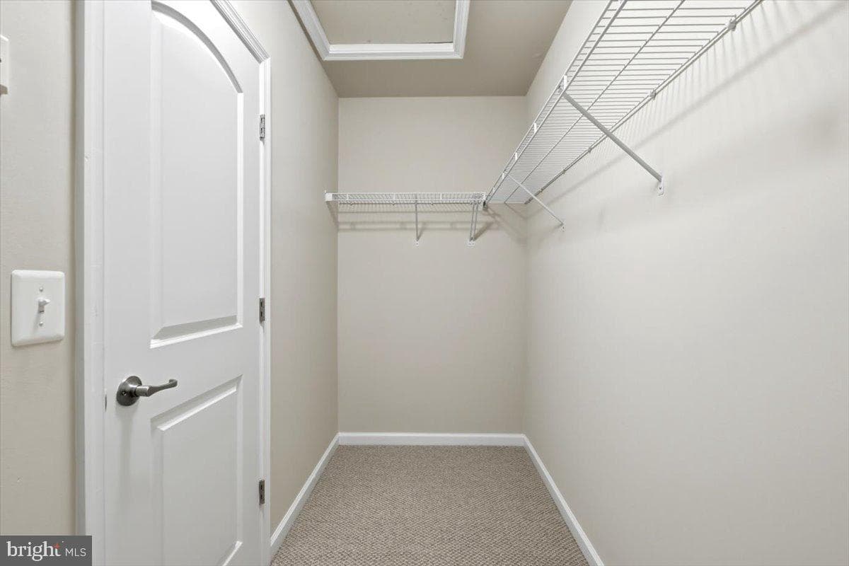43350 Wayfarer Square photo 25
