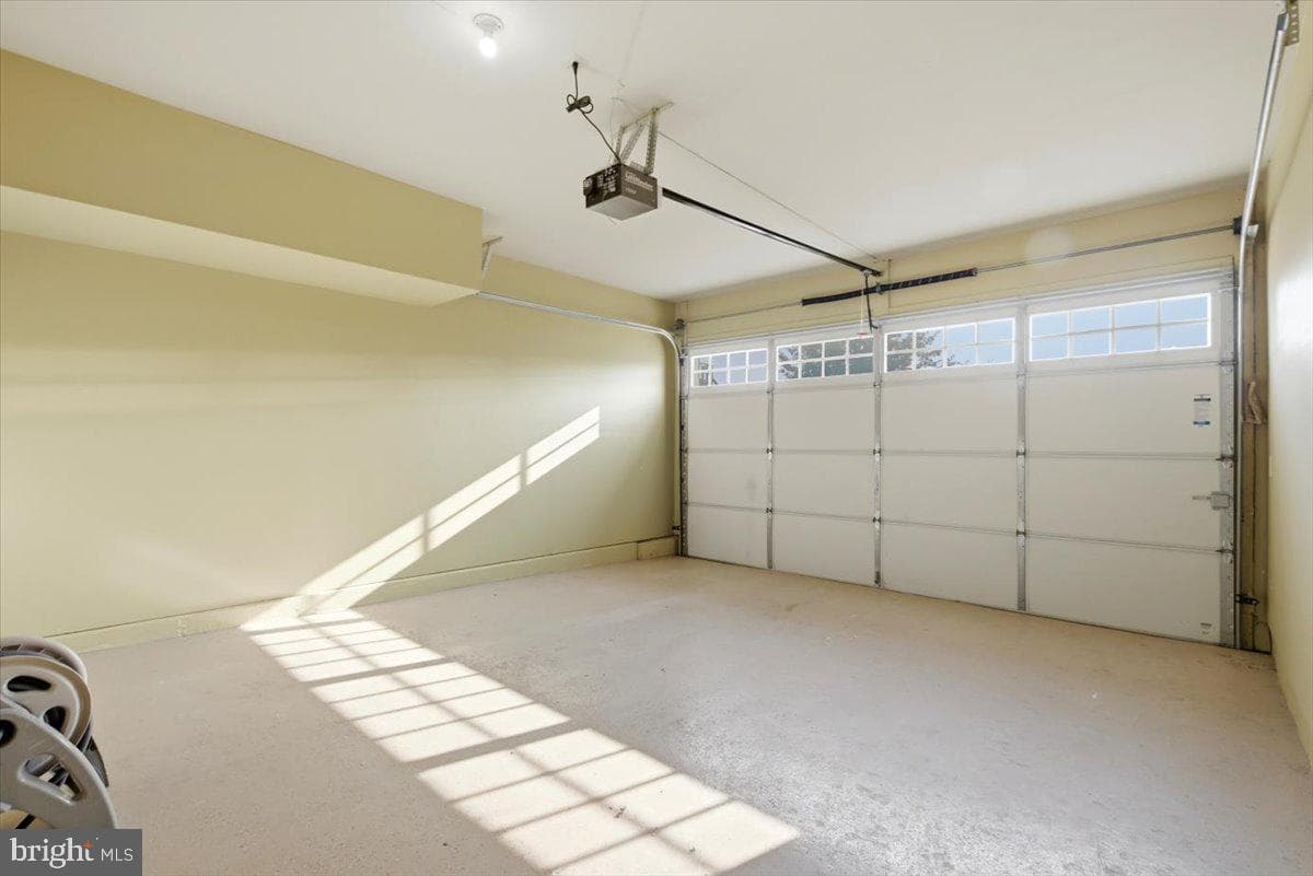 43350 Wayfarer Square photo 32