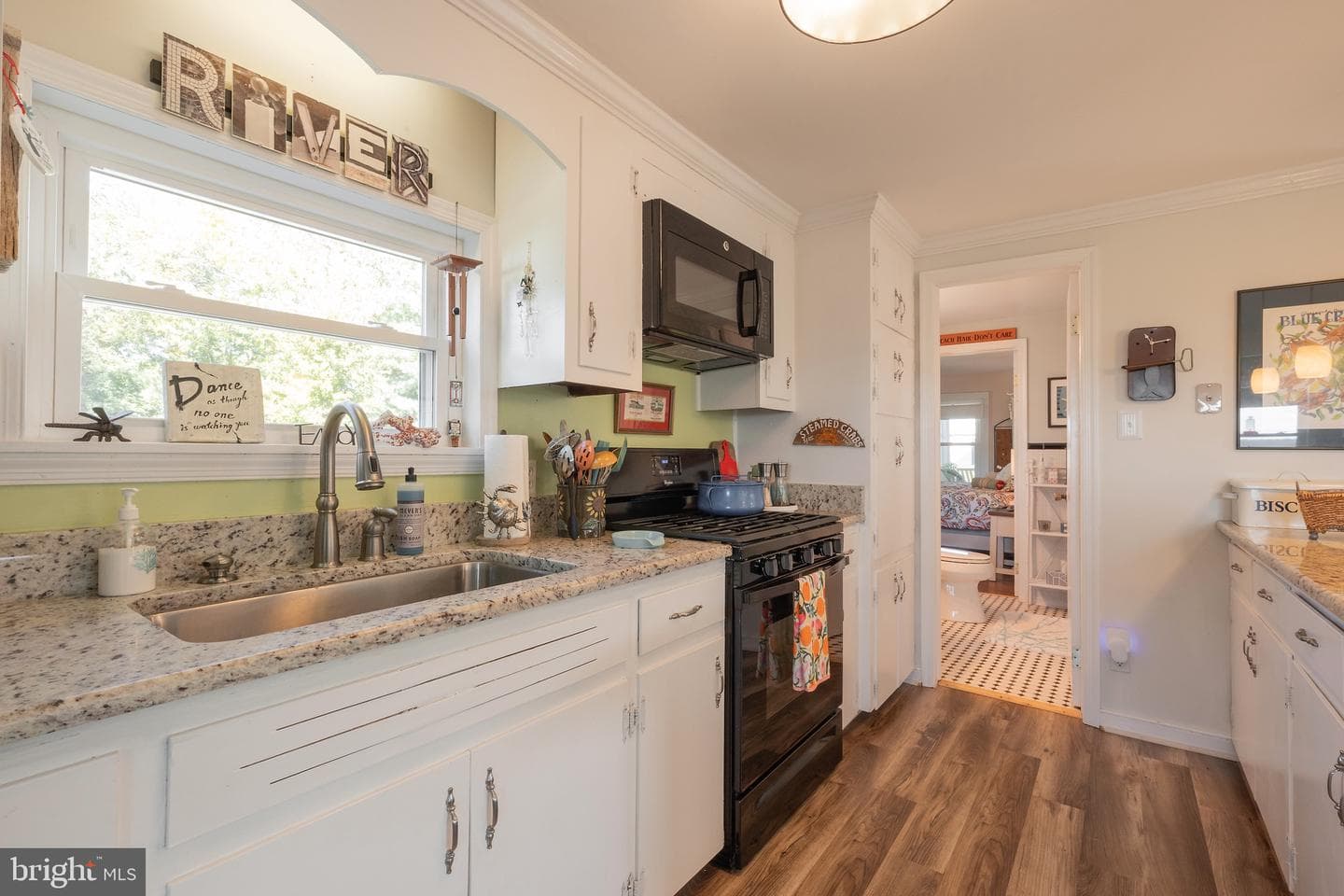 52 Riverside Drive photo 22