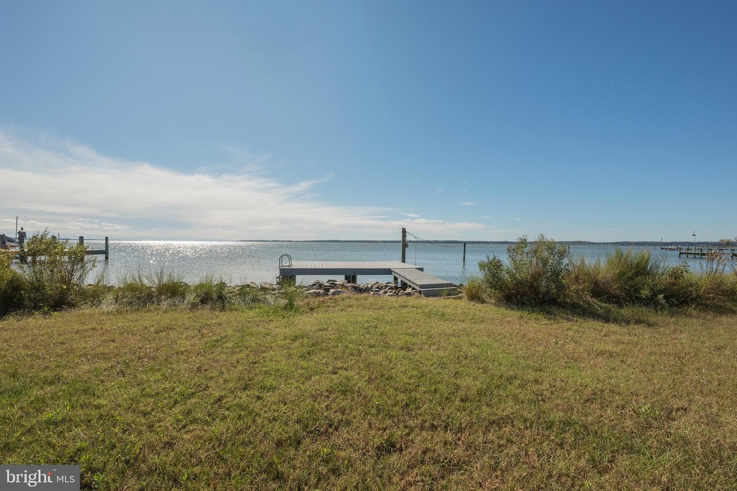 52 Riverside Drive photo 4