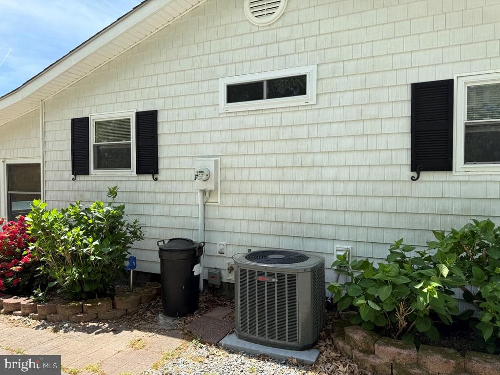 2260 Iberis Road photo 40