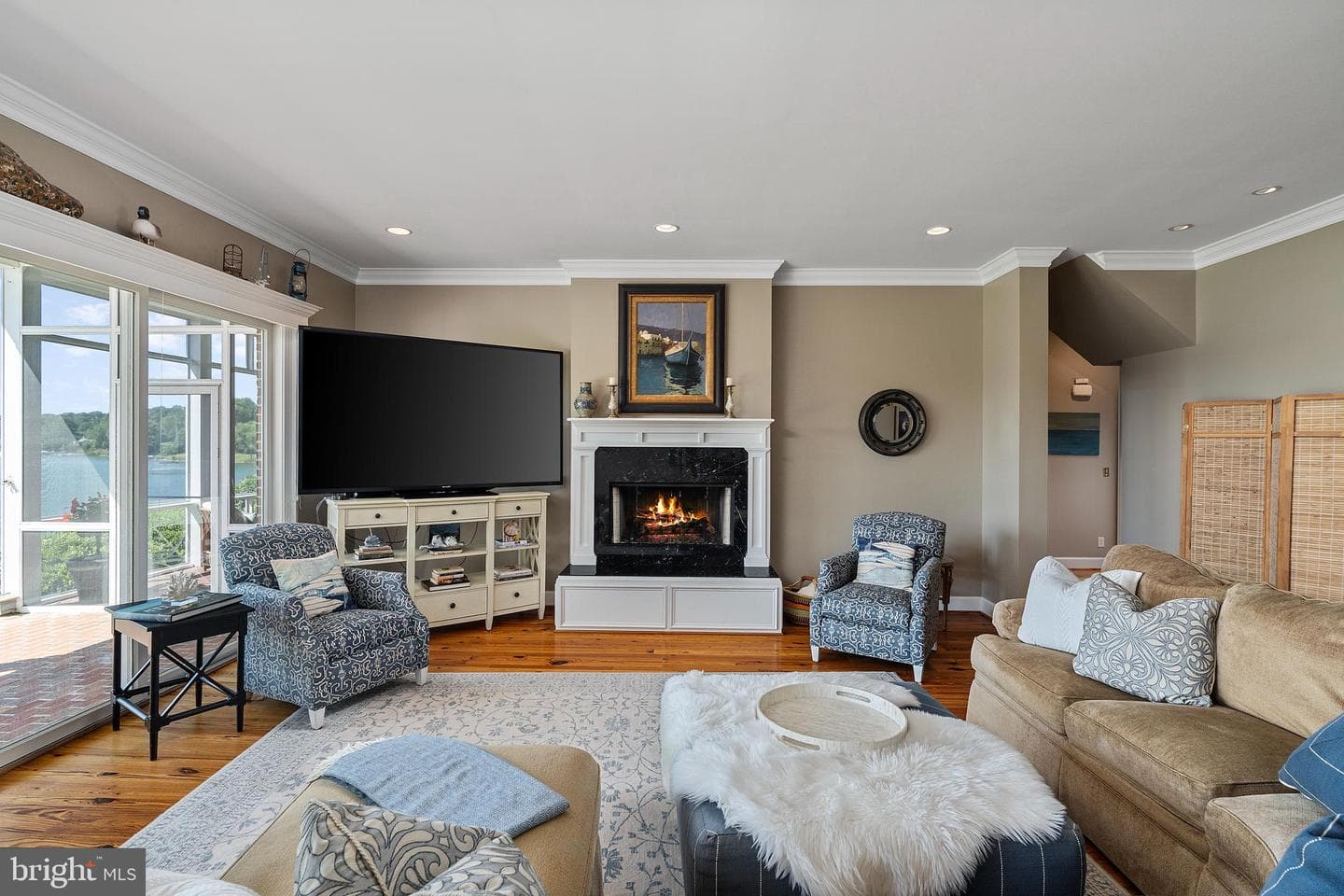 125 Oyster Point photo 25