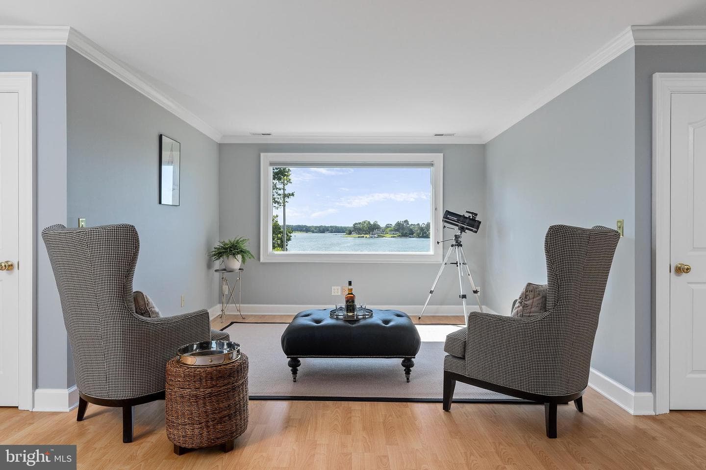 125 Oyster Point photo 34