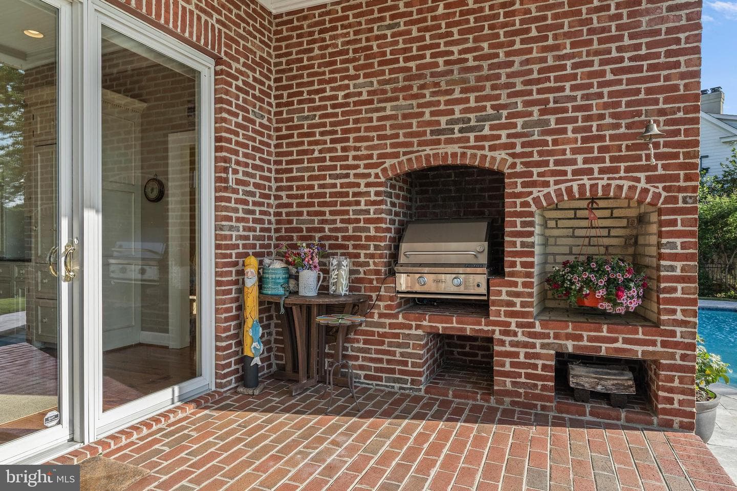 125 Oyster Point photo 46