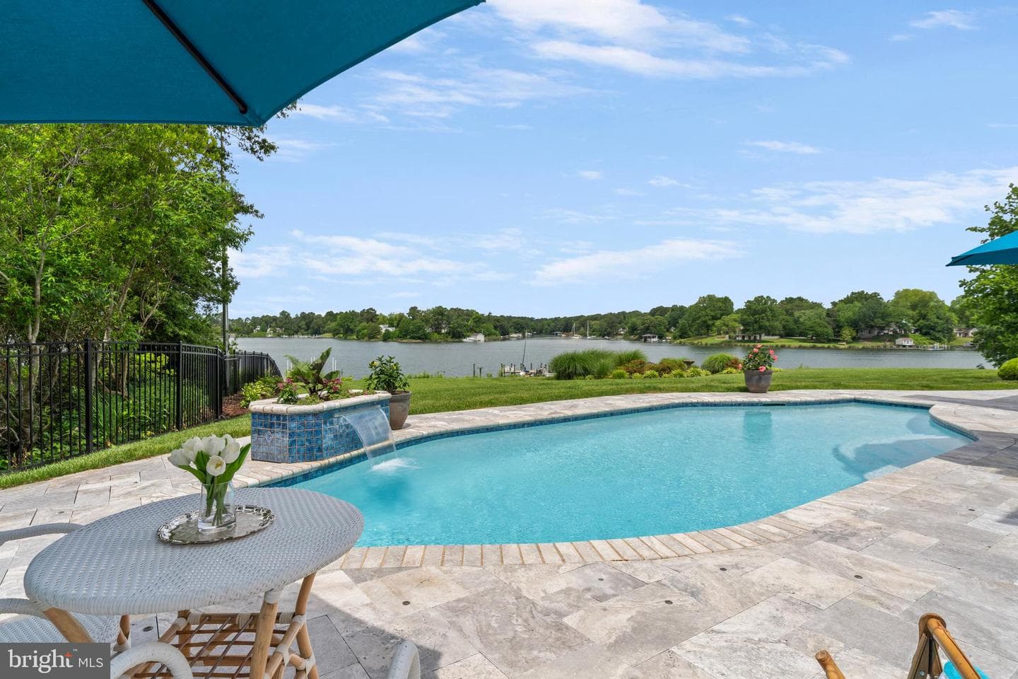 125 Oyster Point photo 47