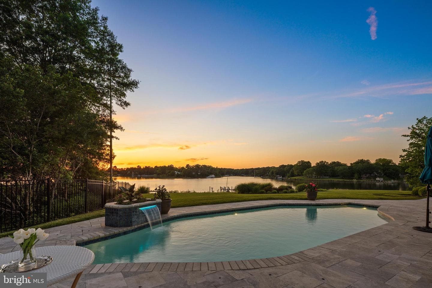 125 Oyster Point photo 49