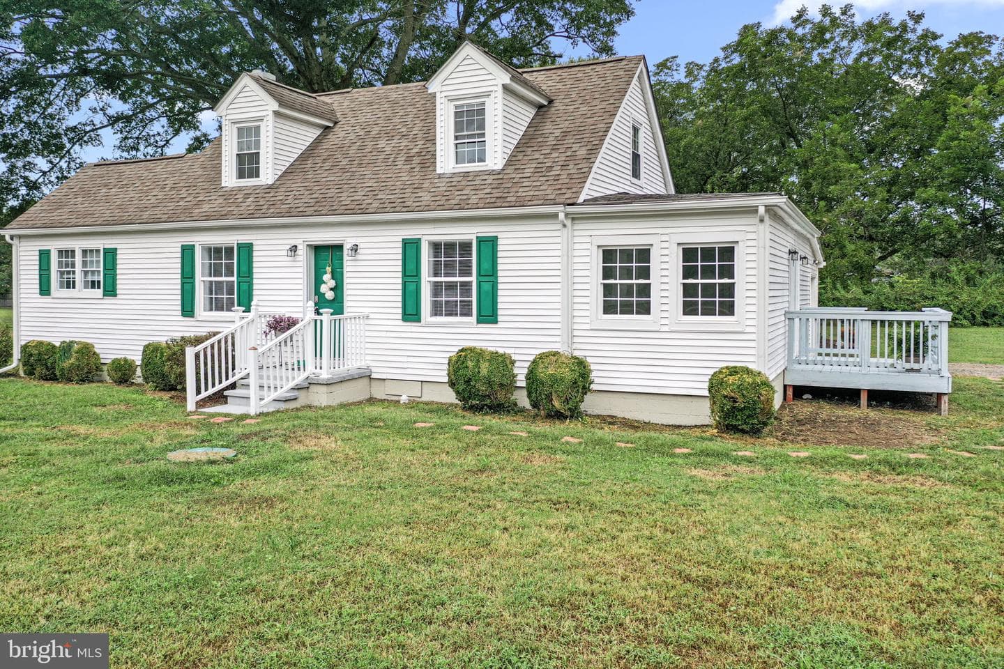 1678 Weems Road photo 4