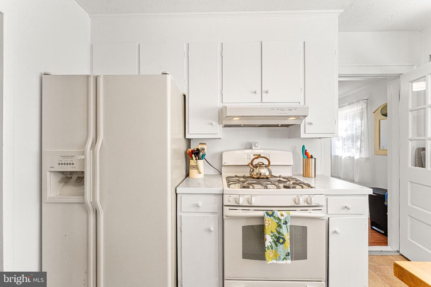 171 Beach Road photo 11