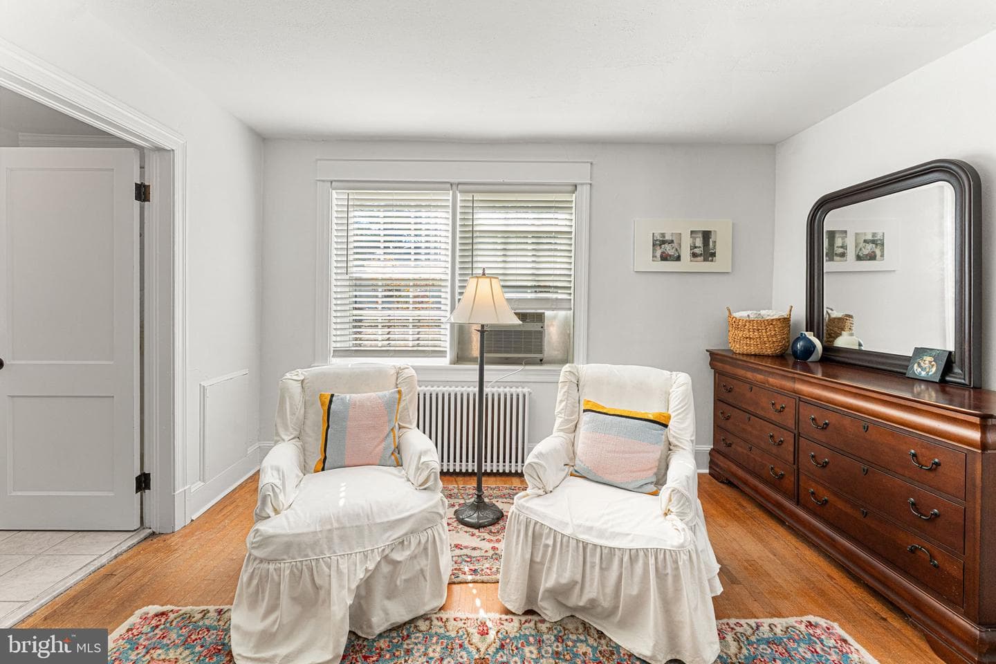 171 Beach Road photo 20