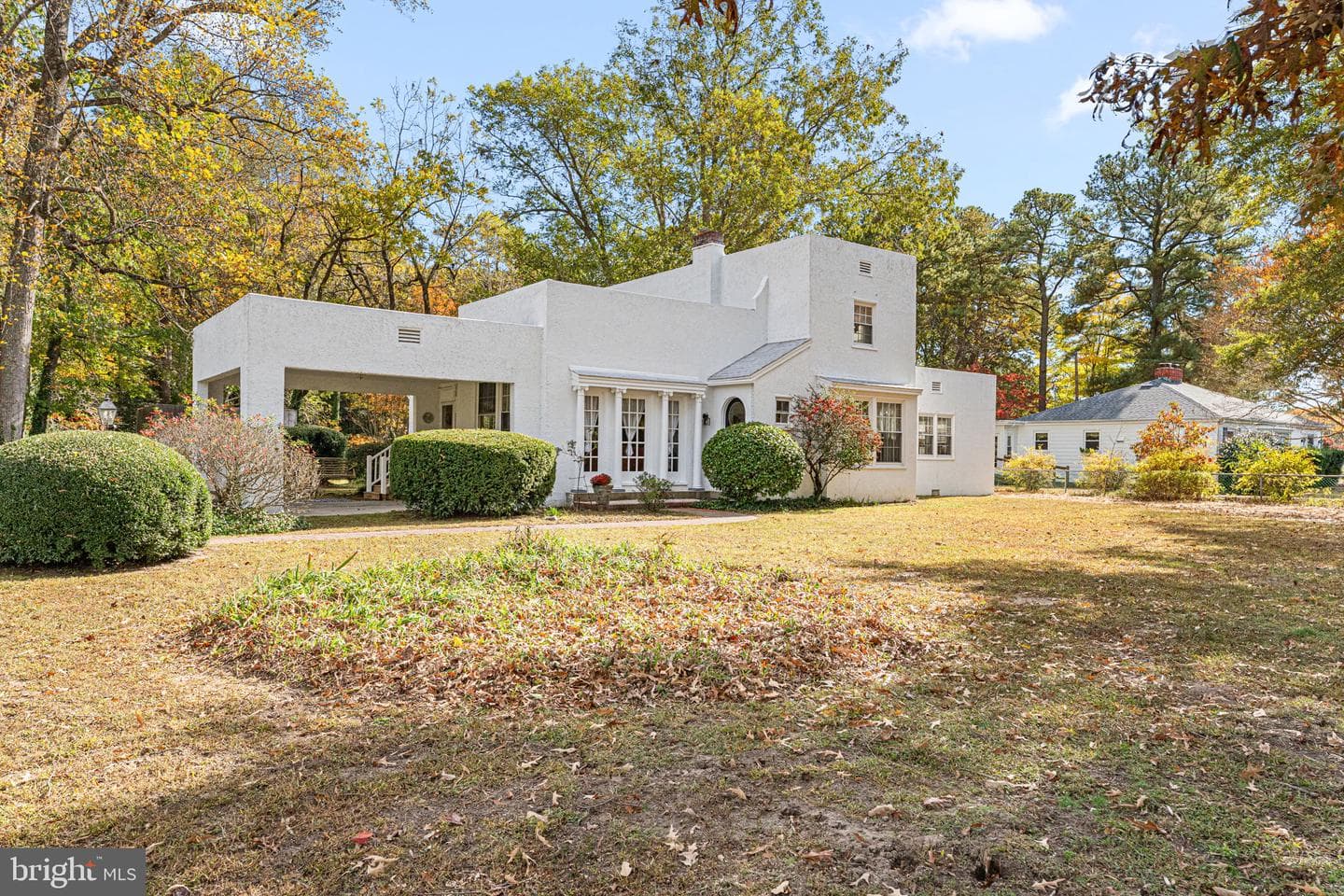 171 Beach Road photo 29