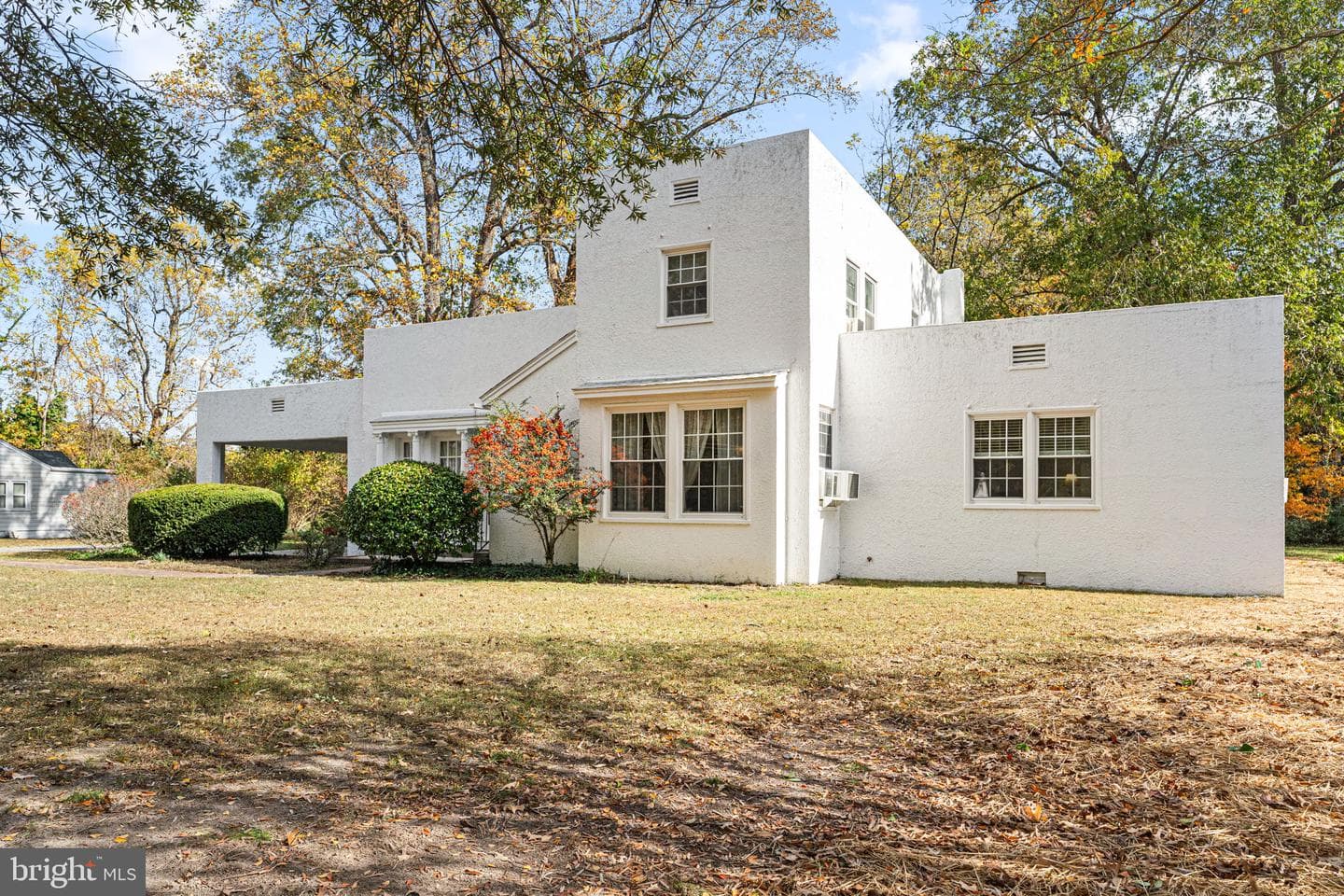 171 Beach Road photo 31