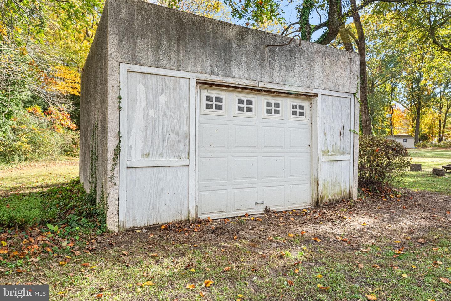 171 Beach Road photo 34