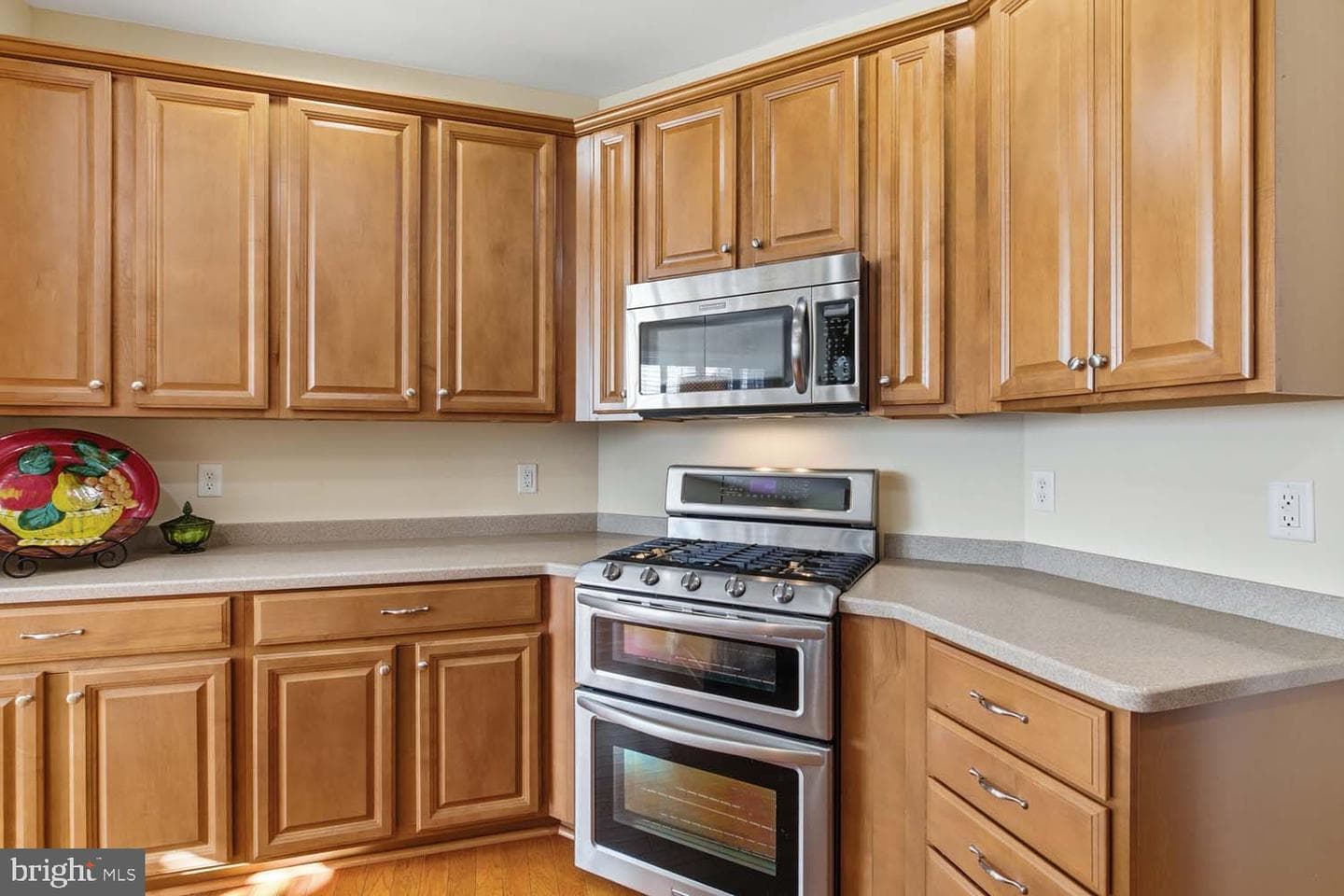 464 Middle Gate photo 18