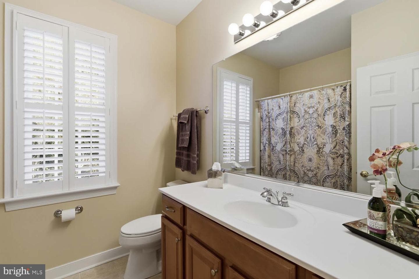 464 Middle Gate photo 29
